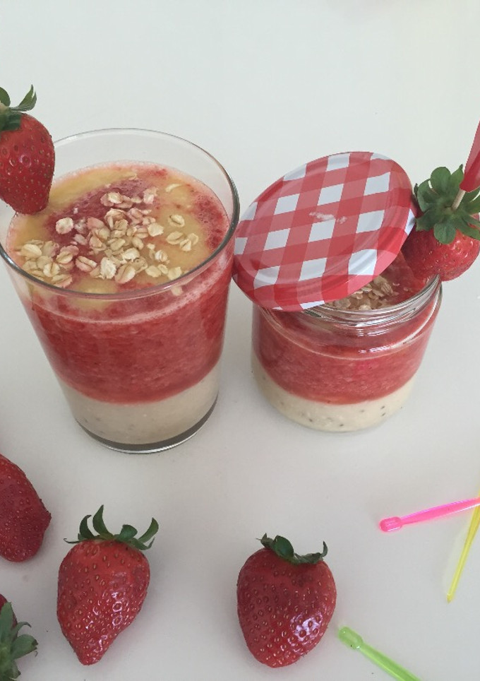 Una foto de Batido de frutas y colores para niños