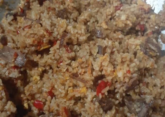 Cara praktis buat Nasi Goreng Daging with kecap inggris n saos tiram ala mom ndhut  menggugah selera