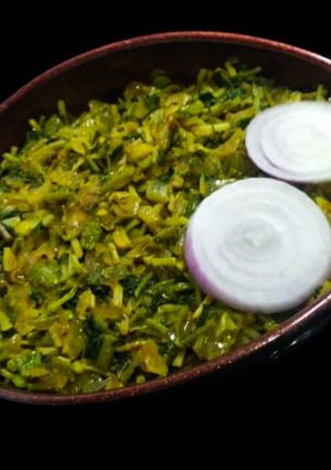 A picture of Lima beans saag.