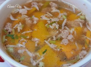 Hình của món Canh bí đỏ thịt vai xay nấu con ruốc.
