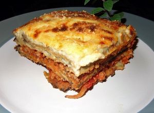 Una foto de PASTEL DE BERENJENA (MOUSSAKA GRIEGO). JON STYLE