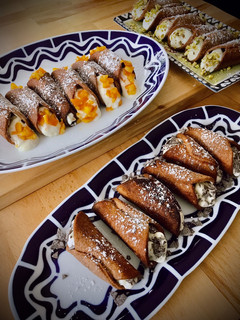 Una foto de Cannoli sicilianos