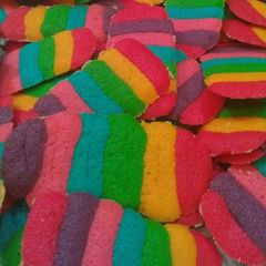 Lidah Kucing Pelangi (Rainbow Cat's Tongue Cookies) A picture of Lidah Kucing Pelangi (Rainbow Cat's Tongue Cookies).