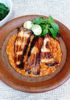 Foto resep Penyet Ikan Pari Asap