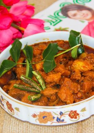 A picture of Kasaragod Style Beef Palli Curry.