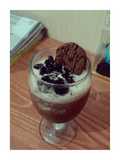 Milkshake chocomilo with oreochips