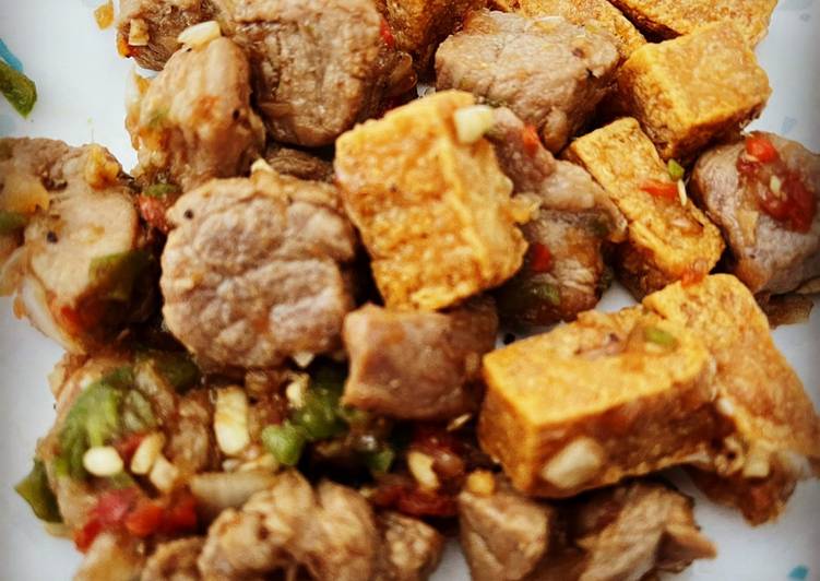 Simple Way to Make Homemade Tokwat Baboy (Tofu and Pork)