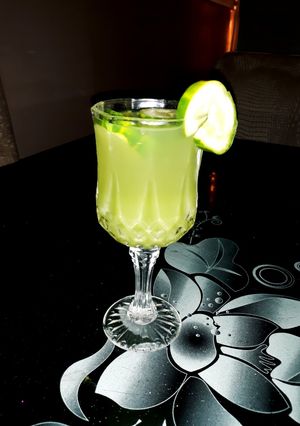 A picture of Cucumber and ginger juices.