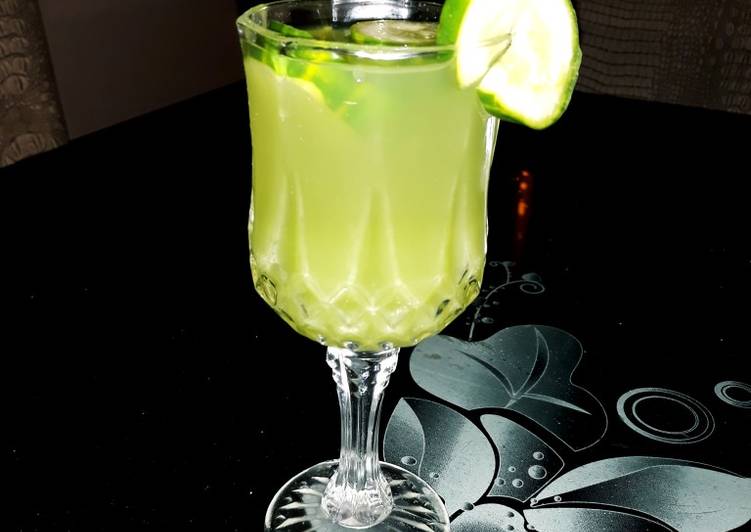 Recipe of Ultimate Cucumber and ginger juices