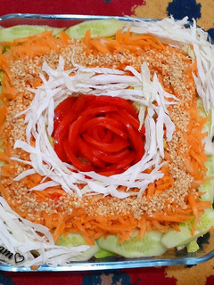 عکسی از دستور سالاد فصل (غذای نپختنی)