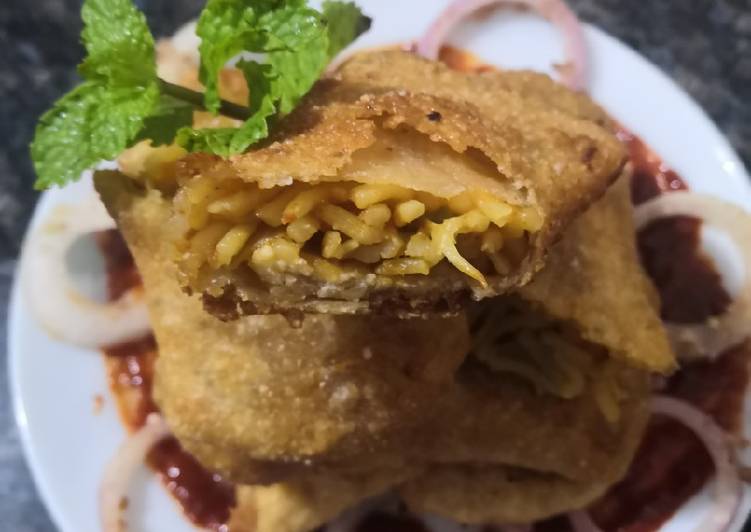 How To Something Your Maggi stuffed spring rolls