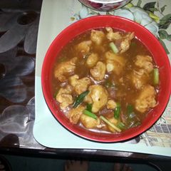 A picture of Chicken and Cauliflower manchurian.