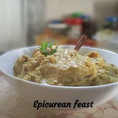 A picture of Mughlai chicken.