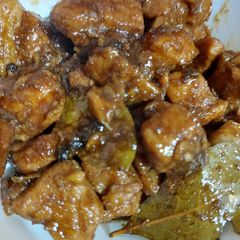 A picture of Pork Adobo.