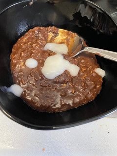 Una foto de Porridge de avena y cacao realfooding