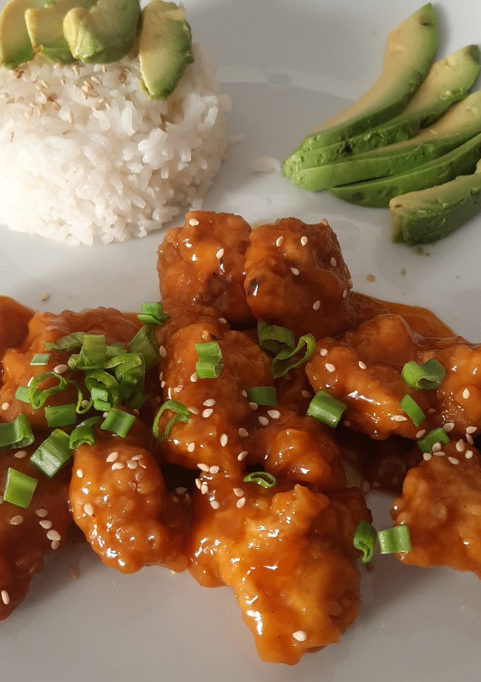 Una foto de Pollo a la naranja estilo chino