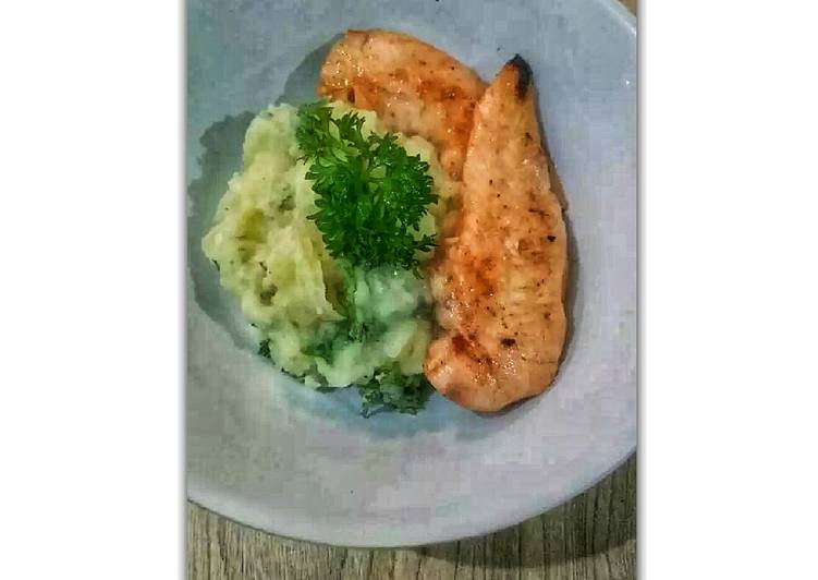 5 Resep: Mashed Potato with Grilled Chicken Kekinian