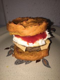 Une photo de DouGer (burger au patate douce)recette healthy