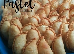 Foto resep Pastel isi Bihun Porsi Banyak + Tips menyimpan pastel