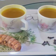 A picture of Turmeric Ginger Tea.