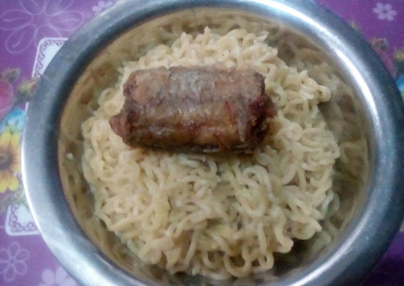Noodles and fried fish