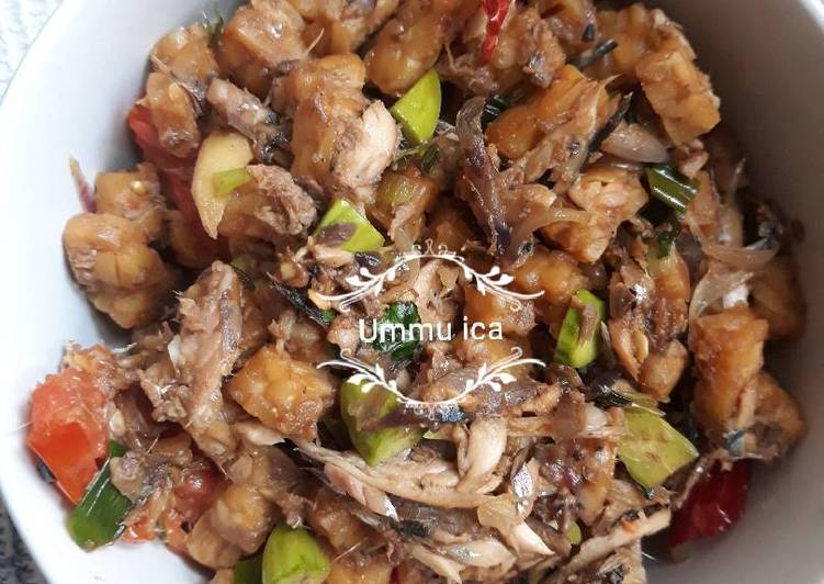 Tumis tempe ikan pindang