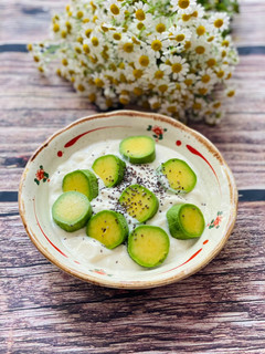 Hình của món Sữa Chua Bơ Hạt Chia.