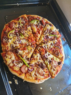 A picture of Simple pizza.