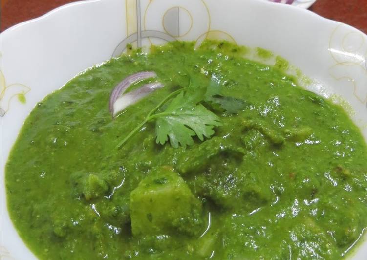 Recipe of Homemade Aloo palak