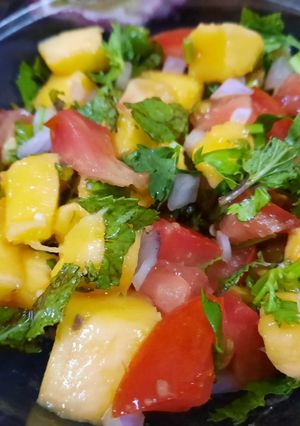 A picture of Simple mango salsa.