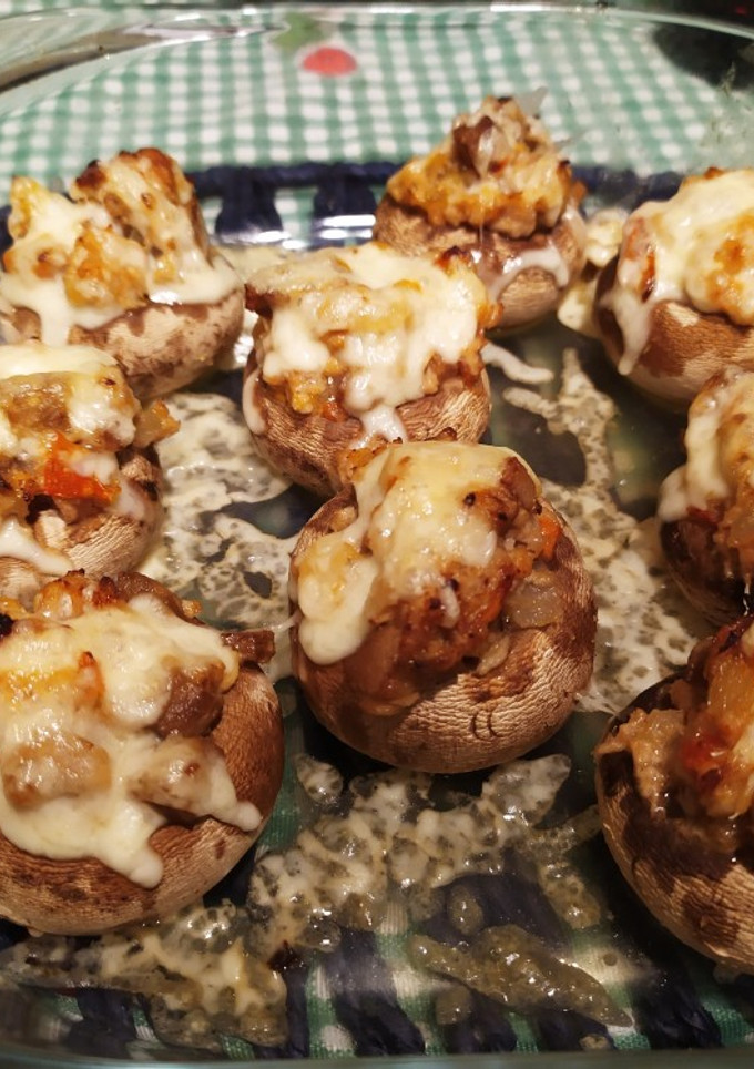Una foto de Champiñones al horno rellenos de atún