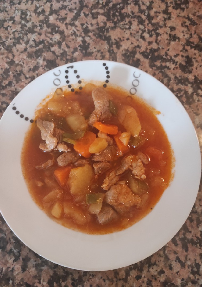 Una foto de Carne con patatas