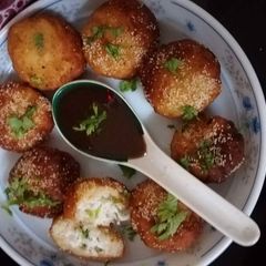 A picture of Coconut kebabs.
