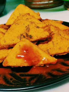ब्रेड पकौड़ा (Bread pakoda recipe in Hindi) रेसिपी मुख्य फोटो