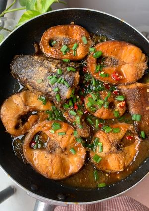 Hình của món Cá lóc kho tiêu.