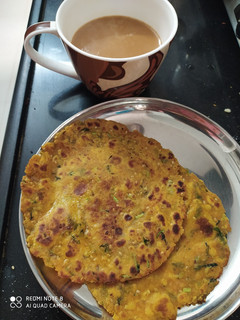 બટાકા ના પરાઠા (Potato Paratha Recipe In Gujarati) રેસીપી મુખ્ય ફોટો