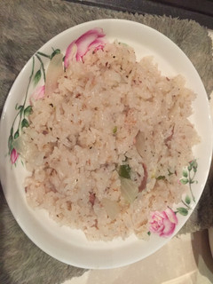Una foto de Arroz con salsa de atún