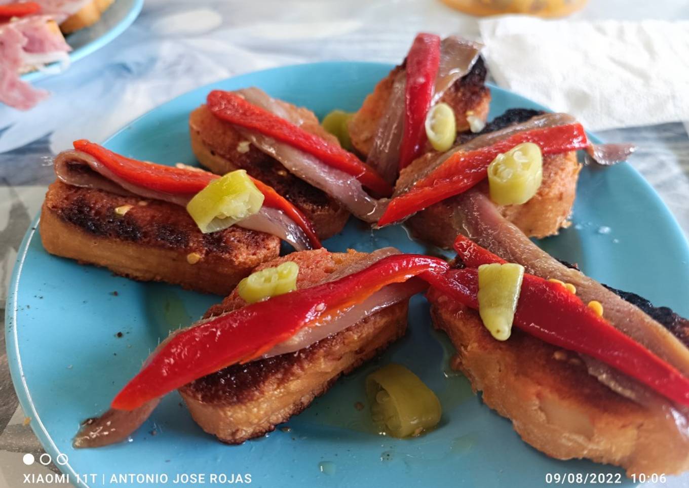 Desayuno de tostas