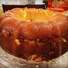 A picture of 7 UP Cake.