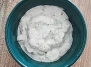 Une photo de sauce indien