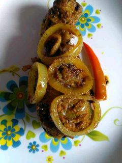 চিকেন দোপেঁয়াজা রেসিপির প্রধান ছবি