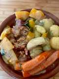 Jarret de porc légumes d'hiver sauce moutarde