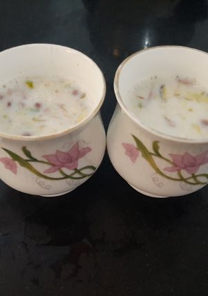 ડ્રાયફ્રુટ મિલ્ક (Dryfruit Milk Recipe In Gujarati) રેસીપી મુખ્ય ફોટો