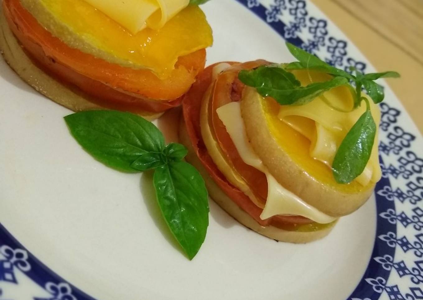 Torres de calabaza caprese