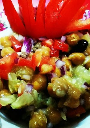 चने का सलाद (Chickpeas salad recipe in hindi) रेसिपी मुख्य फोटो