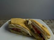 Una foto de pan con harina de coco