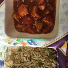 A picture of Chicken manchorian.