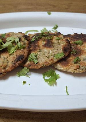 A picture of Nutri mini thalipith.