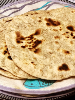 Una foto de Masa casera para tortillas de trigo integrales mexicanas