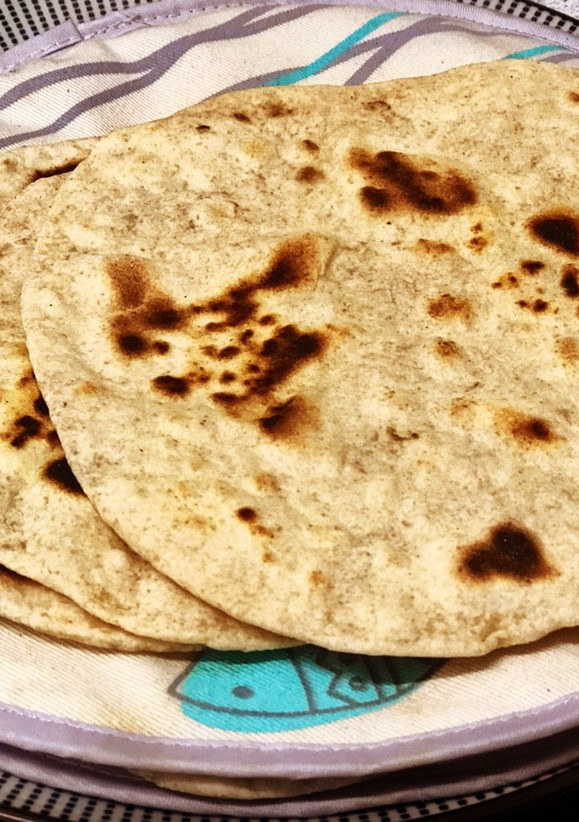 Una foto de Masa casera para tortillas de trigo integrales mexicanas